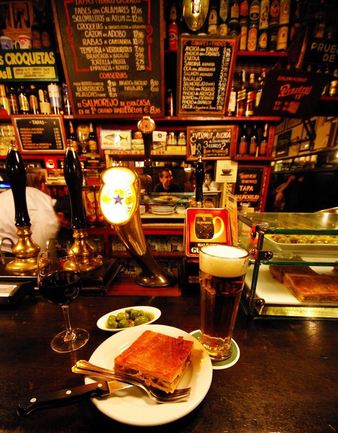 La Ardosa, bar à tapas, Madrid (Espagne)