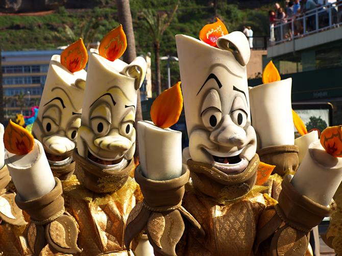 Disfraces originales en el carnaval de Tenerife