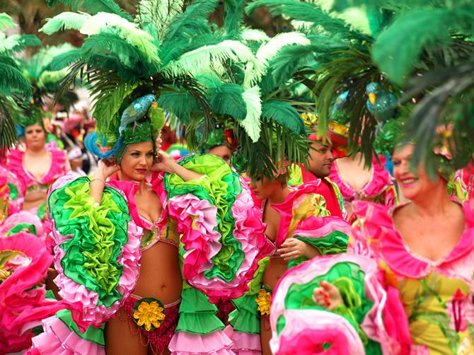 Zuid-Amerikaanse vibe tijdens carnaval op Tenerife