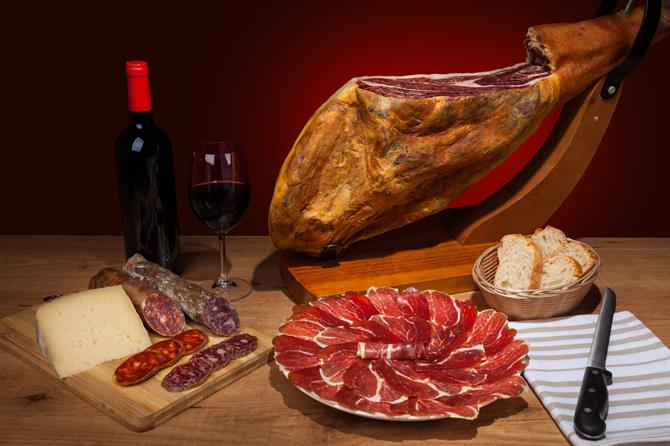 Jamon serrano y vino