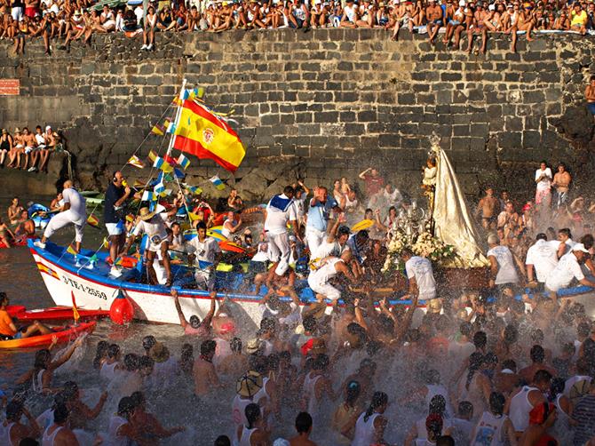 Fiesta del Carmen-feiringer i Puerto de la Cruz på Tenerife