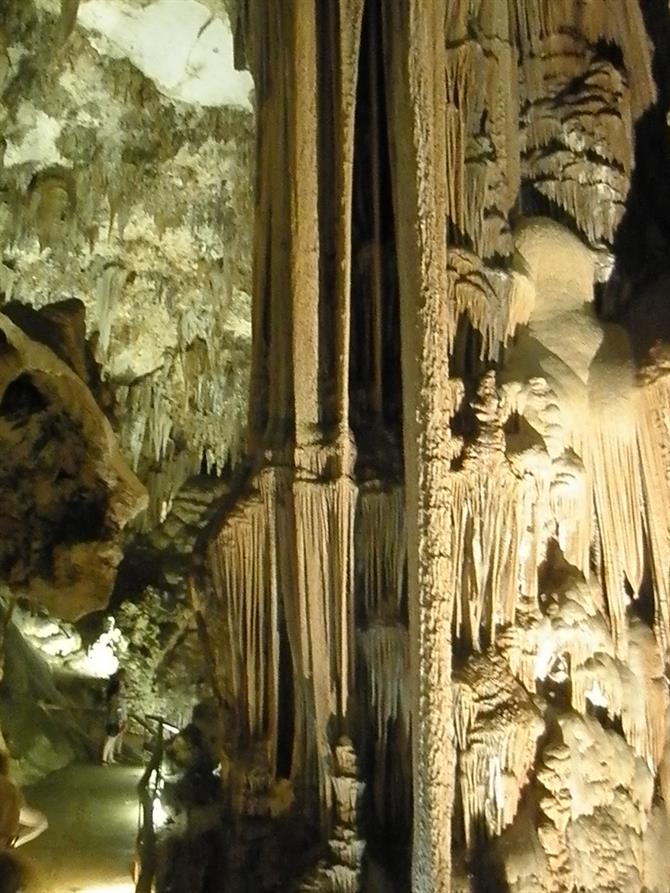 Nerja grotter verdens største søjle