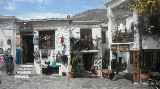 Little white shops in Pampaneira