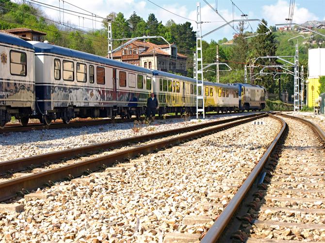 El Transcantabrico, luxury train, Asturias