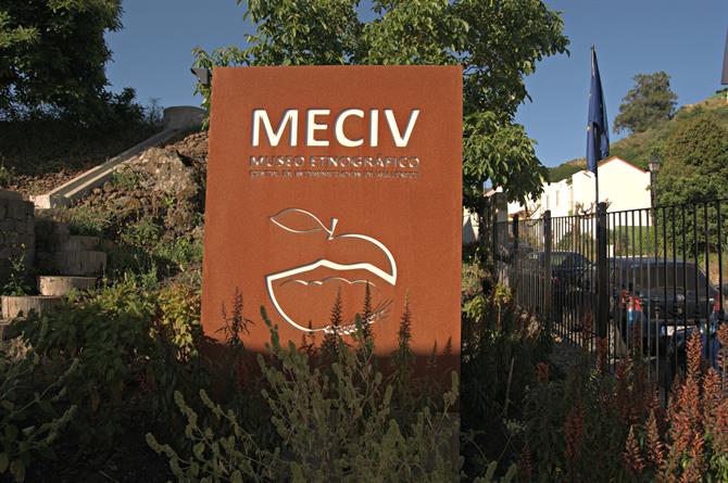 MECIV