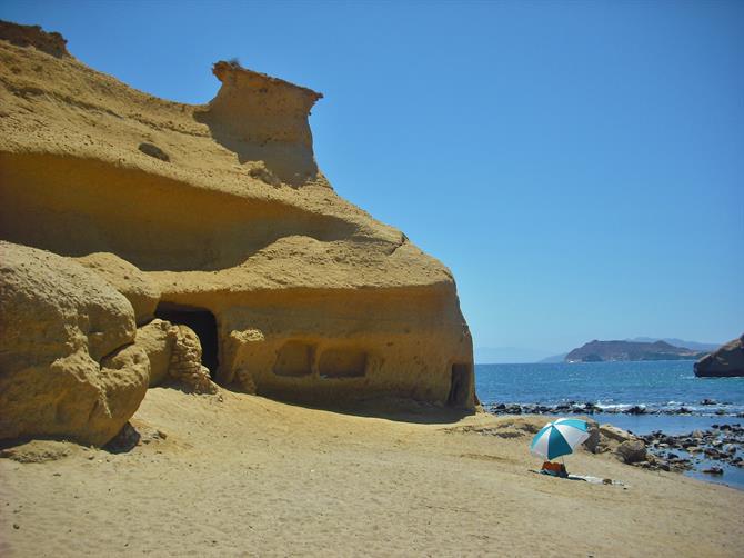 Playa de Los Cocedores - San Juan de los Terreros