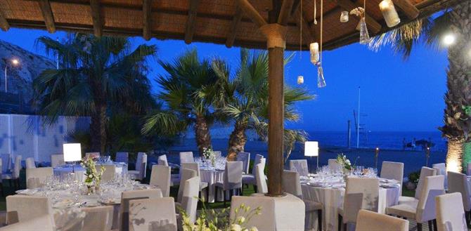 Candado Beach-restauranten