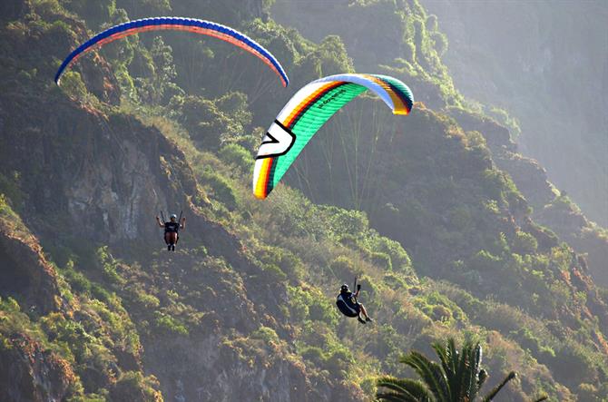 Paragliders, Los Realejos, Tenerife