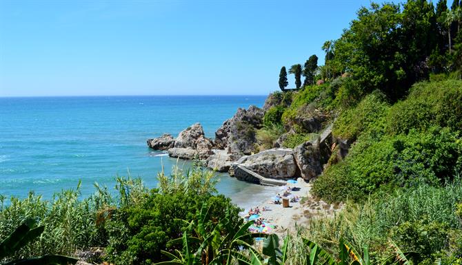 Playa de Carabeillo, Nerja