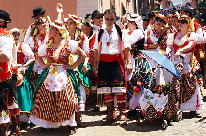 Traditional dress, fiesta, La Orotava, Tenerife