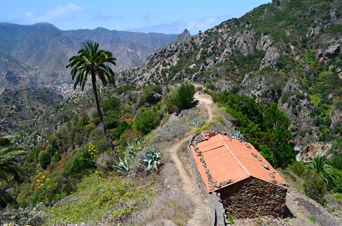 View of Vallehermoso from path below Roque Blanco, La Gomera