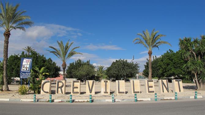 Welcome to Crevilliente carpet city, Alicante