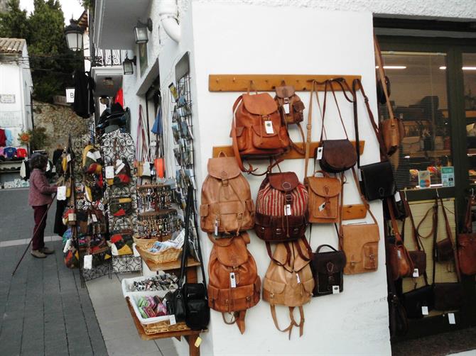 Straatje met winkeltjes,Guadalest