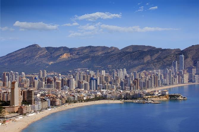 Vista de Benidorm e das praias