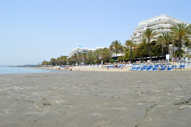 Plaża la Fontanilla, Marbella