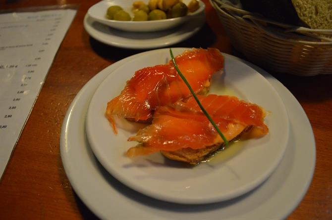 Eslava, Tapas-Bar in Sevilla, Andalusien