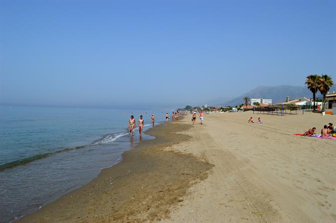 Playa Hermosa, Marbella