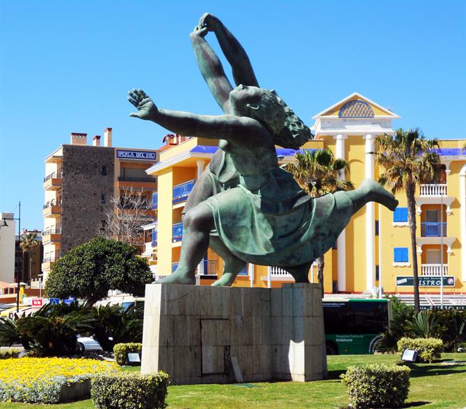 Torremolinos - Playamar - Monument in homage to Picasso