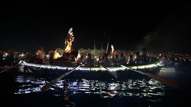 Bateau avec la Virgen del Carmen, Malaga - Costa del Sol (Espagne)